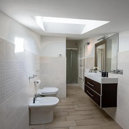 Aparthotel Bellagio Village- 4 Apartments By The Lake - Seasonal Warm Pool And Sauna Oliveto Lario
