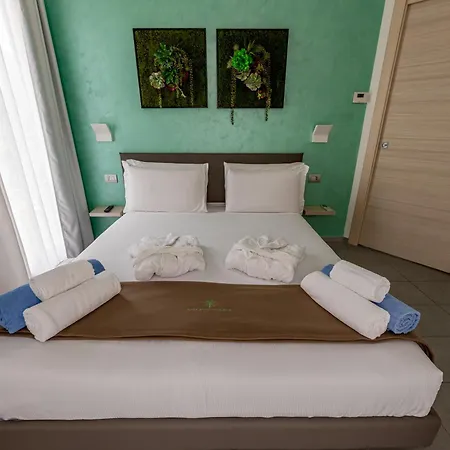 Aparthotel Bellagio Village- 4 Apartments By The Lake - Seasonal Warm Pool And Sauna *